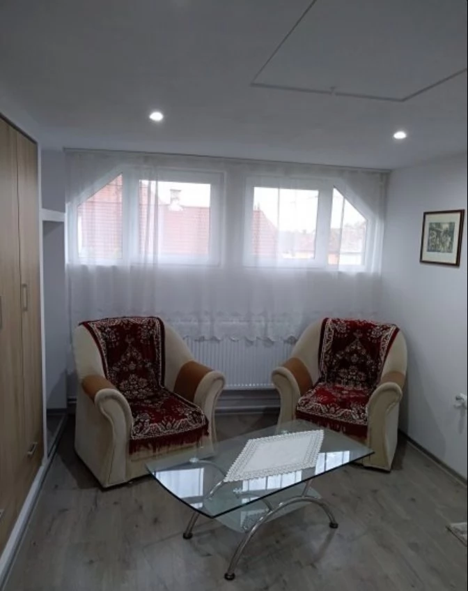 Lăzarea Cazare | Hotel**** (K1462-5) Imaginea poate fi supusă drepturilor de autor. Se recomandă contactarea titularului drepturilor.