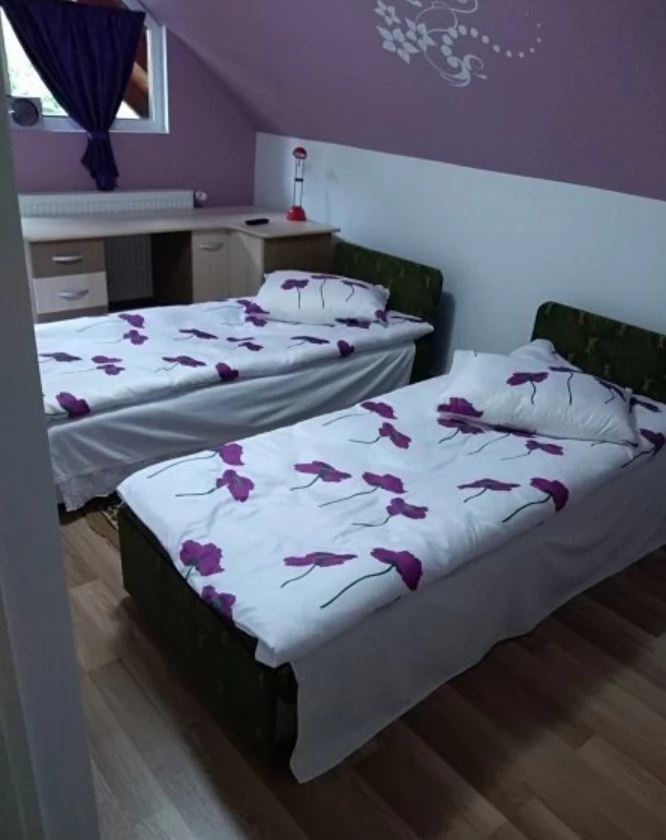 Lăzarea Cazare | Hotel**** (K1462-14) Imaginea poate fi supusă drepturilor de autor. Se recomandă contactarea titularului drepturilor.