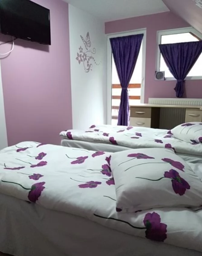 Lăzarea Cazare | Hotel**** (K1462-17) Imaginea poate fi supusă drepturilor de autor. Se recomandă contactarea titularului drepturilor.