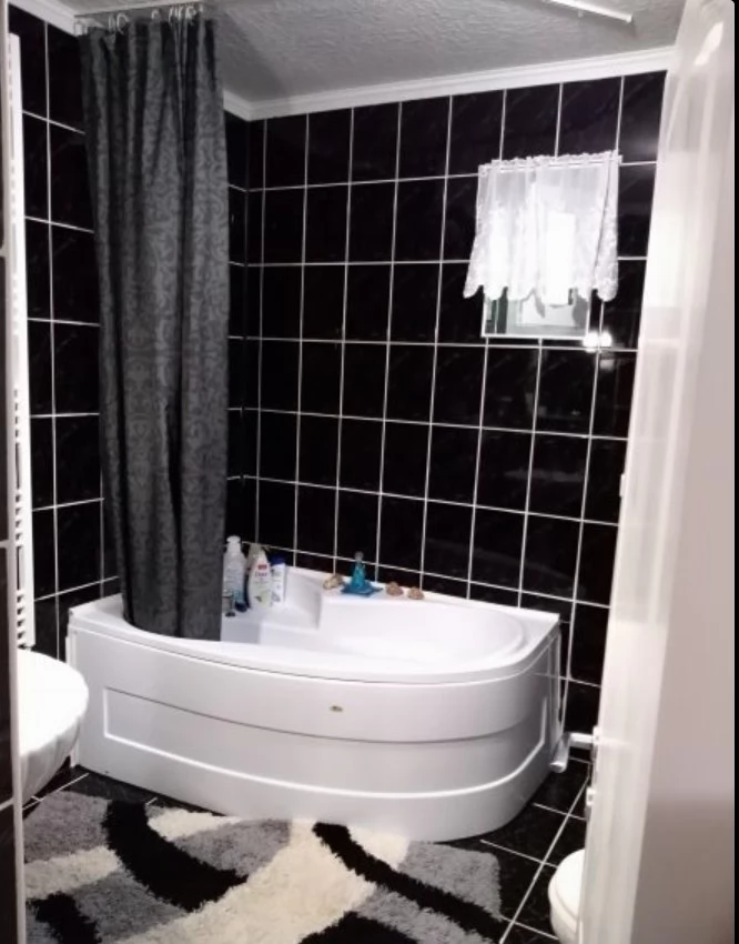 Lăzarea Cazare | Hotel**** (K1462-23) Imaginea poate fi supusă drepturilor de autor. Se recomandă contactarea titularului drepturilor.