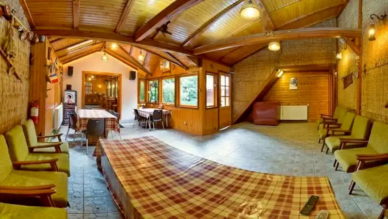 București Cazare | Motel (K0772-1) Imaginea poate fi supusă drepturilor de autor. Se recomandă contactarea titularului drepturilor.