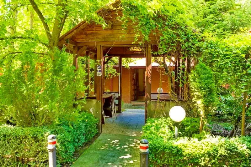 București Cazare | Motel (K0772-33) Imaginea poate fi supusă drepturilor de autor. Se recomandă contactarea titularului drepturilor.