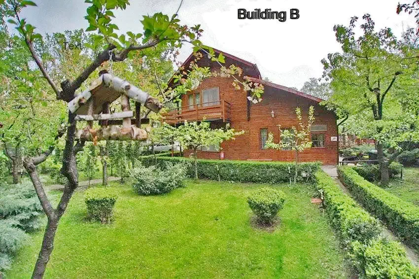 București Cazare | Motel (K0772-51) Imaginea poate fi supusă drepturilor de autor. Se recomandă contactarea titularului drepturilor.