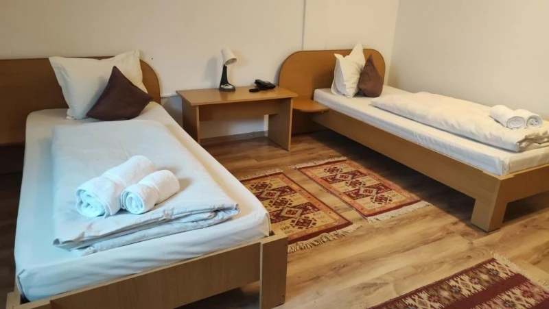 Hațeg Cazare | Hotel*** (K1547-13) Imaginea poate fi supusă drepturilor de autor. Se recomandă contactarea titularului drepturilor.