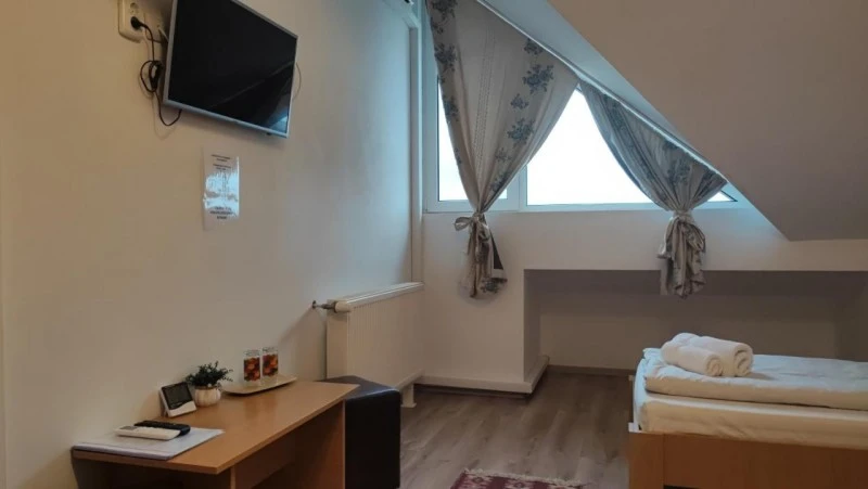 Hátszeg Szállás | Hotel*** (K1547-16) A kép szerzői jogvédelem alatt állhat. Javasolt a kapcsolatfelvétel a jog tulajdonossal.