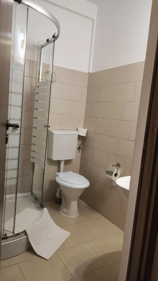 Hațeg Cazare | Hotel*** (K1547-18) Imaginea poate fi supusă drepturilor de autor. Se recomandă contactarea titularului drepturilor.