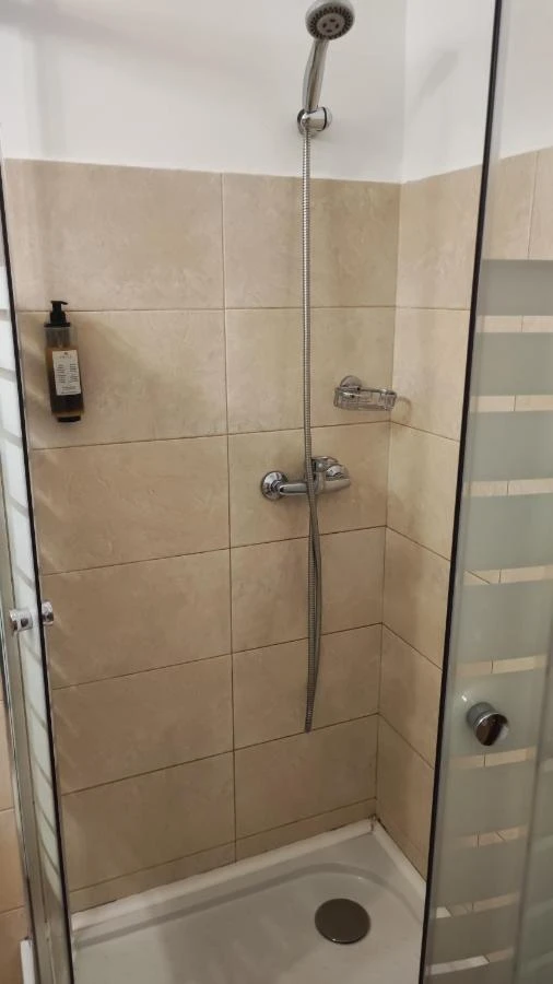 Hațeg Cazare | Hotel*** (K1547-32) Imaginea poate fi supusă drepturilor de autor. Se recomandă contactarea titularului drepturilor.