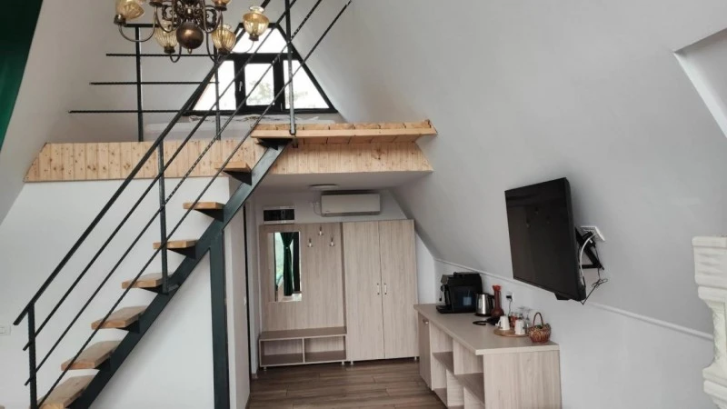 Hațeg Cazare | Hotel*** (K1547-69) Imaginea poate fi supusă drepturilor de autor. Se recomandă contactarea titularului drepturilor.