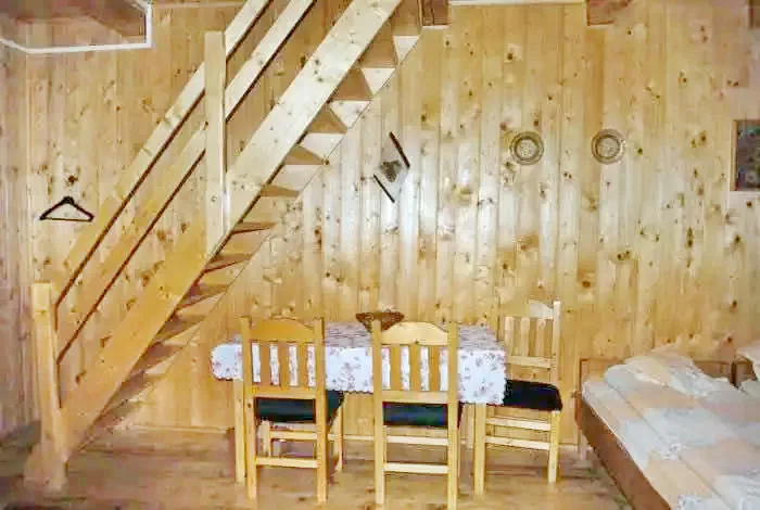 Gyalu Szállás | Kulcsosház (K0893-9) A kép szerzői jogvédelem alatt állhat. Javasolt a kapcsolatfelvétel a jog tulajdonossal. Gyalu Szállás | Kulcsosház (K0893-9) A kép szerzői jogvédelem alatt állhat. Javasolt a kapcsolatfelvétel a jog tulajdonossal.