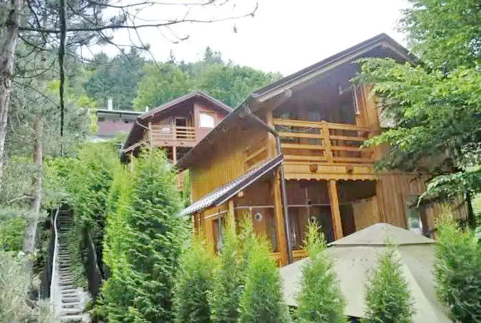 Gilău Cazare | Sat de vacanță (K0893-51) Imaginea poate fi supusă drepturilor de autor. Se recomandă contactarea titularului drepturilor.