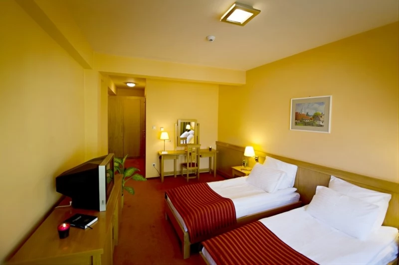 Odorheiu Secuiesc Cazare | Hotel**** (K0756-82) Imaginea poate fi supusă drepturilor de autor. Se recomandă contactarea titularului drepturilor. Odorheiu Secuiesc Cazare | Hotel**** (K0756-82) Imaginea poate fi supusă drepturilor de autor. Se recomandă contactarea titularului drepturilor.