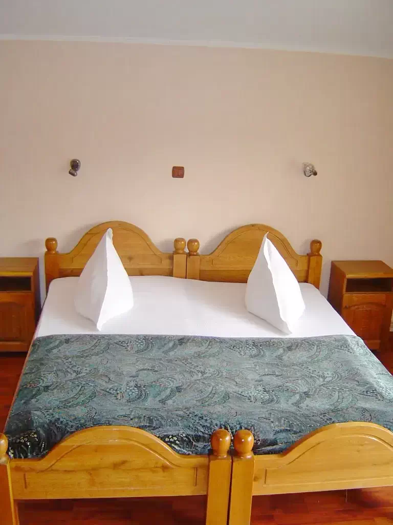 Bran Cazare | Camping / Popas turistic (K0081-5) Imaginea poate fi supusă drepturilor de autor. Se recomandă contactarea titularului drepturilor.