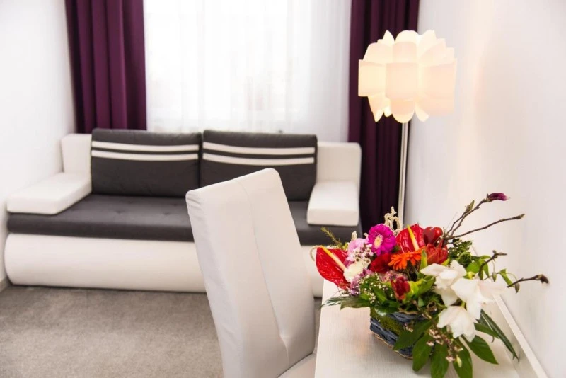 Nagyszeben Szállás | Motel (K0566-12) A kép szerzői jogvédelem alatt állhat. Javasolt a kapcsolatfelvétel a jog tulajdonossal.