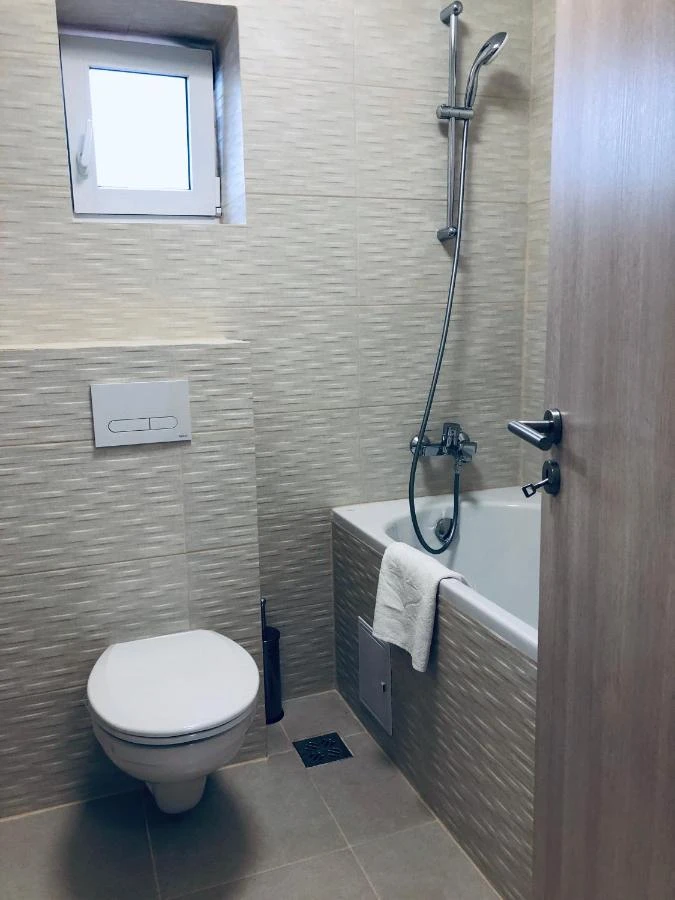 Sibiu Cazare | Motel (K0566-36) Imaginea poate fi supusă drepturilor de autor. Se recomandă contactarea titularului drepturilor.