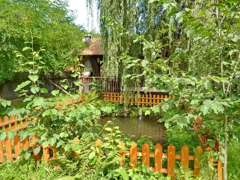 Ivó Szállás | Kulcsosház / Turisztikai faház (K0722-1) A kép szerzői jogvédelem alatt állhat. Javasolt a kapcsolatfelvétel a jog tulajdonossal.