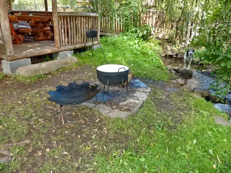 Izvoare Cazare | Cabană (K0722-4) Imaginea poate fi supusă drepturilor de autor. Se recomandă contactarea titularului drepturilor. Izvoare Cazare | Cabană (K0722-4) Imaginea poate fi supusă drepturilor de autor. Se recomandă contactarea titularului drepturilor.