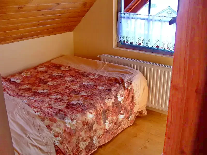 Ivó Szállás | Üdülőfalu (K0722-20) A kép szerzői jogvédelem alatt állhat. Javasolt a kapcsolatfelvétel a jog tulajdonossal.