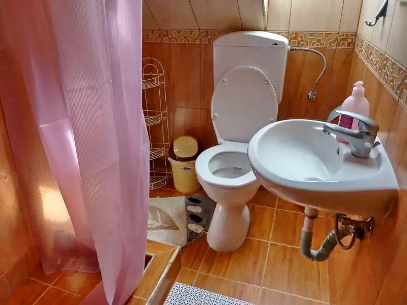 Izvoare Cazare | Cabană (K0722-23) Imaginea poate fi supusă drepturilor de autor. Se recomandă contactarea titularului drepturilor. Izvoare Cazare | Cabană (K0722-23) Imaginea poate fi supusă drepturilor de autor. Se recomandă contactarea titularului drepturilor.