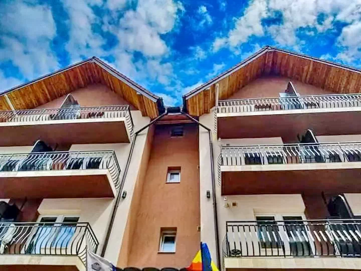 Cazare Alba Iulia - Aparthotel Crema Residence**** | Gyulafehérvár - Crema Residence Aparthotel****. Imaginea poate fi supusă drepturilor de autor. Se recomandă contactarea titularului drepturilor.
