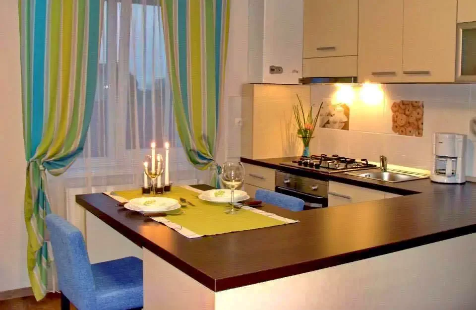 Alba Iulia Cazare | Hotel**** (K0514-10) Imaginea poate fi supusă drepturilor de autor. Se recomandă contactarea titularului drepturilor.