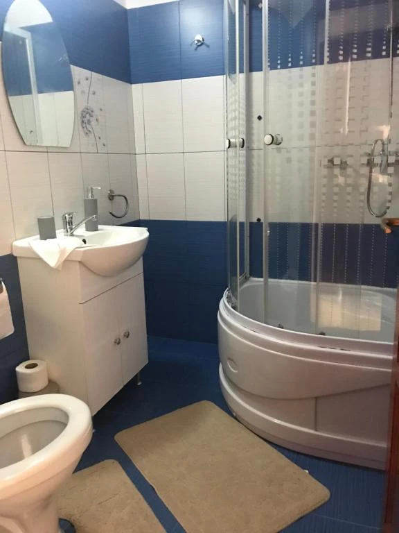 Vlăhița Cazare | Pensiune (K1575-12) Imaginea poate fi supusă drepturilor de autor. Se recomandă contactarea titularului drepturilor.