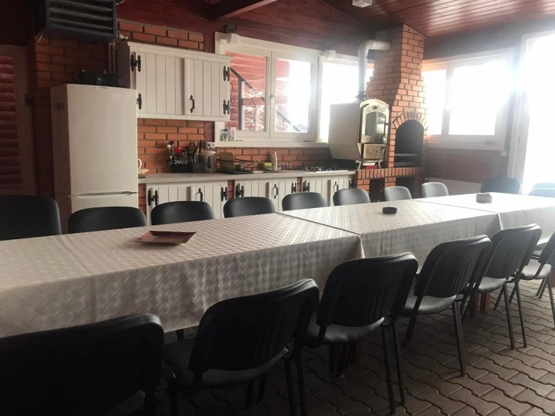 Vlăhița Cazare | Motel (K1575-26) Imaginea poate fi supusă drepturilor de autor. Se recomandă contactarea titularului drepturilor.