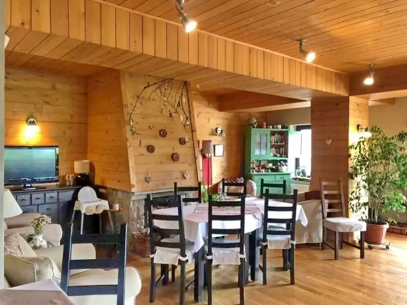 Szállás | Panzió (K1207-4) A kép szerzői jogvédelem alatt állhat. Javasolt a kapcsolatfelvétel a jog tulajdonossal. Szállás | Panzió (K1207-4) A kép szerzői jogvédelem alatt állhat. Javasolt a kapcsolatfelvétel a jog tulajdonossal.