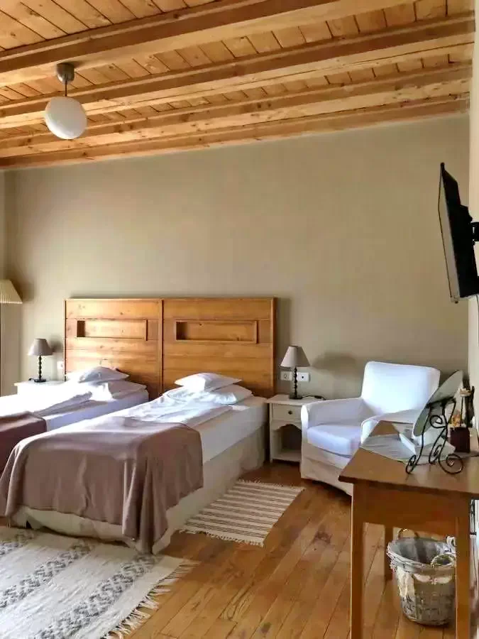 Vama Cazare | Motel (K1207-15) Imaginea poate fi supusă drepturilor de autor. Se recomandă contactarea titularului drepturilor.