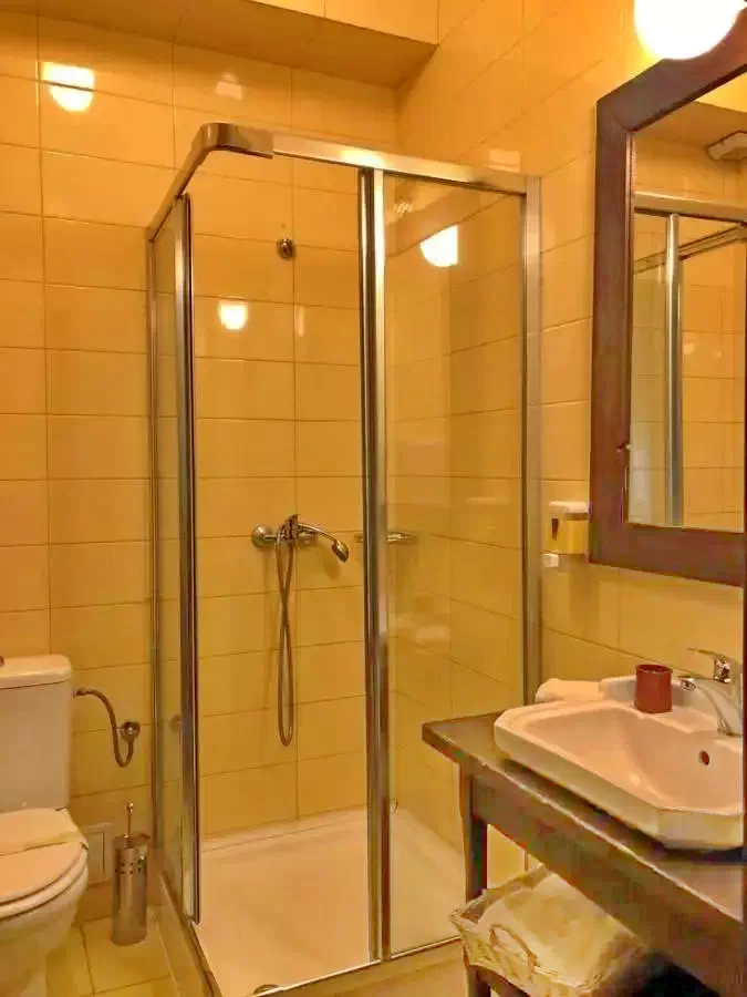 Vama Cazare | Motel (K1207-18) Imaginea poate fi supusă drepturilor de autor. Se recomandă contactarea titularului drepturilor.