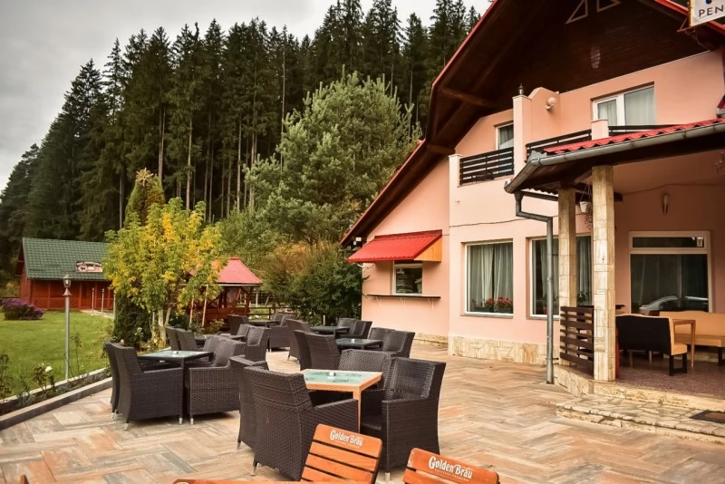 Toplița Cazare | Motel (K0677-19) Imaginea poate fi supusă drepturilor de autor. Se recomandă contactarea titularului drepturilor.