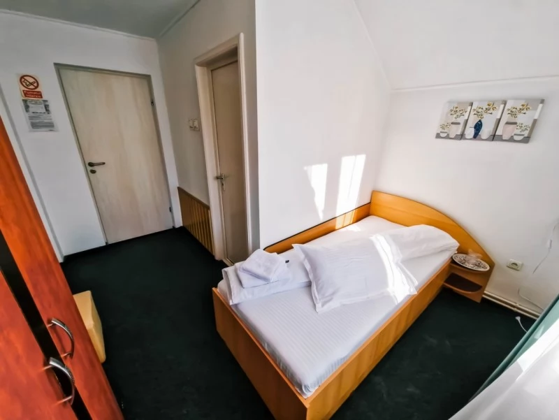 Maroshévíz Szállás | Motel (K0677-27) A kép szerzői jogvédelem alatt állhat. Javasolt a kapcsolatfelvétel a jog tulajdonossal.