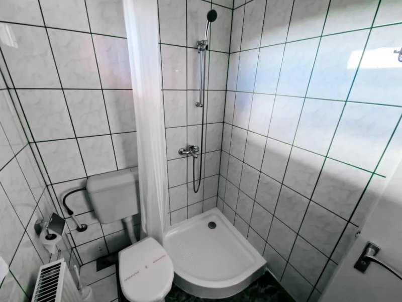 Maroshévíz Szállás | Motel (K0677-41) A kép szerzői jogvédelem alatt állhat. Javasolt a kapcsolatfelvétel a jog tulajdonossal.