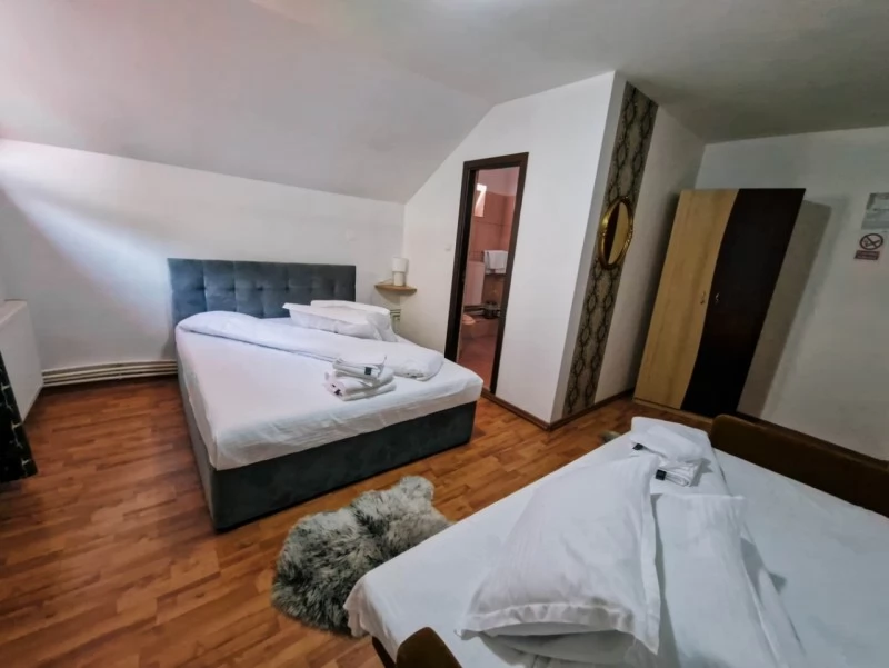 Toplița Cazare | Motel (K0677-89) Imaginea poate fi supusă drepturilor de autor. Se recomandă contactarea titularului drepturilor.