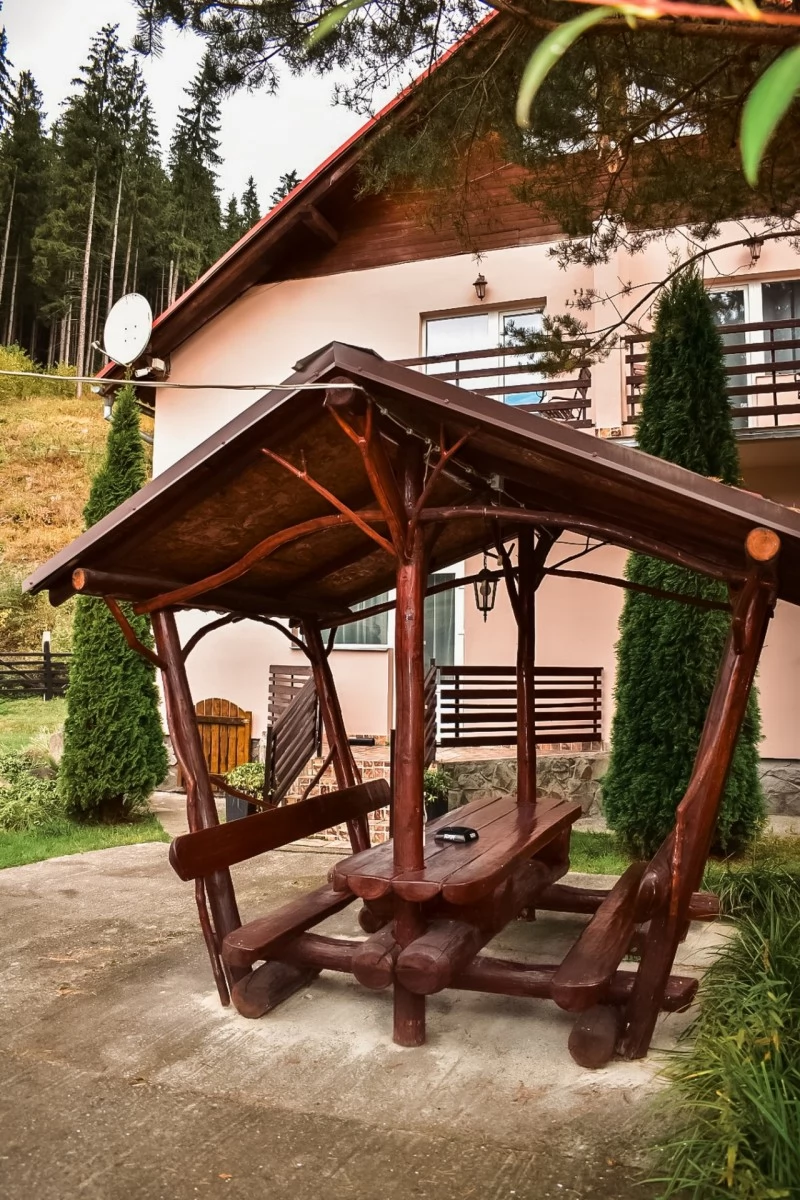 Cazare Toplița - Pensiunea Căprioara *** | Maroshévíz - Őzike Panzió ***. Imaginea poate fi supusă drepturilor de autor. Se recomandă contactarea titularului drepturilor.