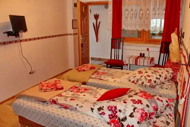 Coltău Cazare | Motel (K0441-7) Imaginea poate fi supusă drepturilor de autor. Se recomandă contactarea titularului drepturilor.