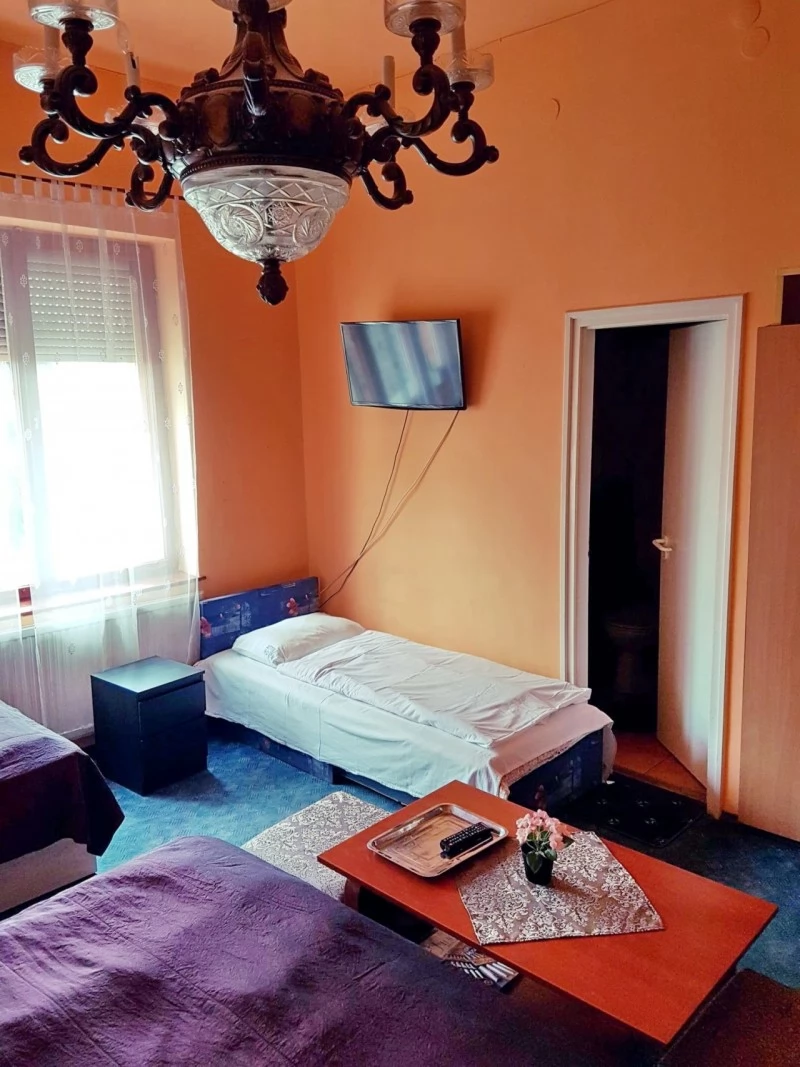 Budapesta Cazare | Hotel** (K1055-26) Imaginea poate fi supusă drepturilor de autor. Se recomandă contactarea titularului drepturilor.