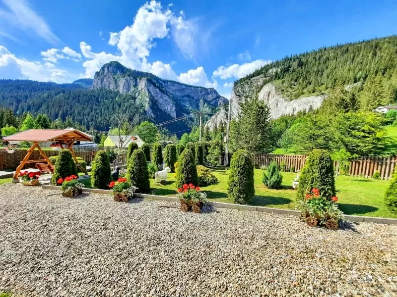 Lacu Roșu Cazare | Motel (K0910-2) Imaginea poate fi supusă drepturilor de autor. Se recomandă contactarea titularului drepturilor.