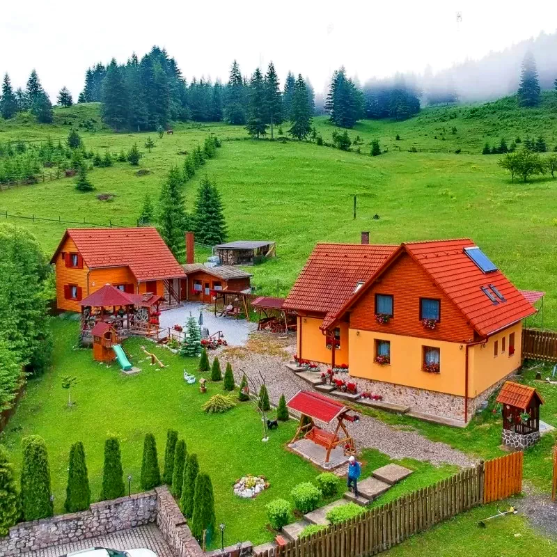 Lacu Roșu Cazare | Motel (K0910-5) Imaginea poate fi supusă drepturilor de autor. Se recomandă contactarea titularului drepturilor.