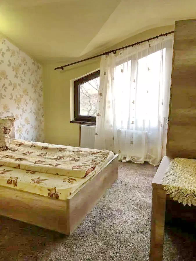 Kiskoh Szállás | Panzió (K0076-20) A kép szerzői jogvédelem alatt állhat. Javasolt a kapcsolatfelvétel a jog tulajdonossal. Kiskoh Szállás | Panzió (K0076-20) A kép szerzői jogvédelem alatt állhat. Javasolt a kapcsolatfelvétel a jog tulajdonossal.