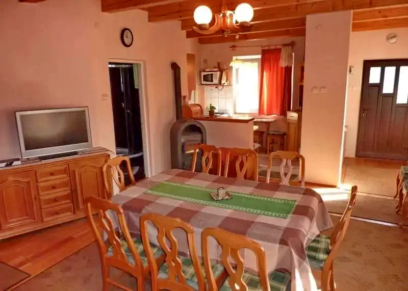 Pârâu Satu Mare Cazare | Sat de vacanță (K1154-1) Imaginea poate fi supusă drepturilor de autor. Se recomandă contactarea titularului drepturilor.