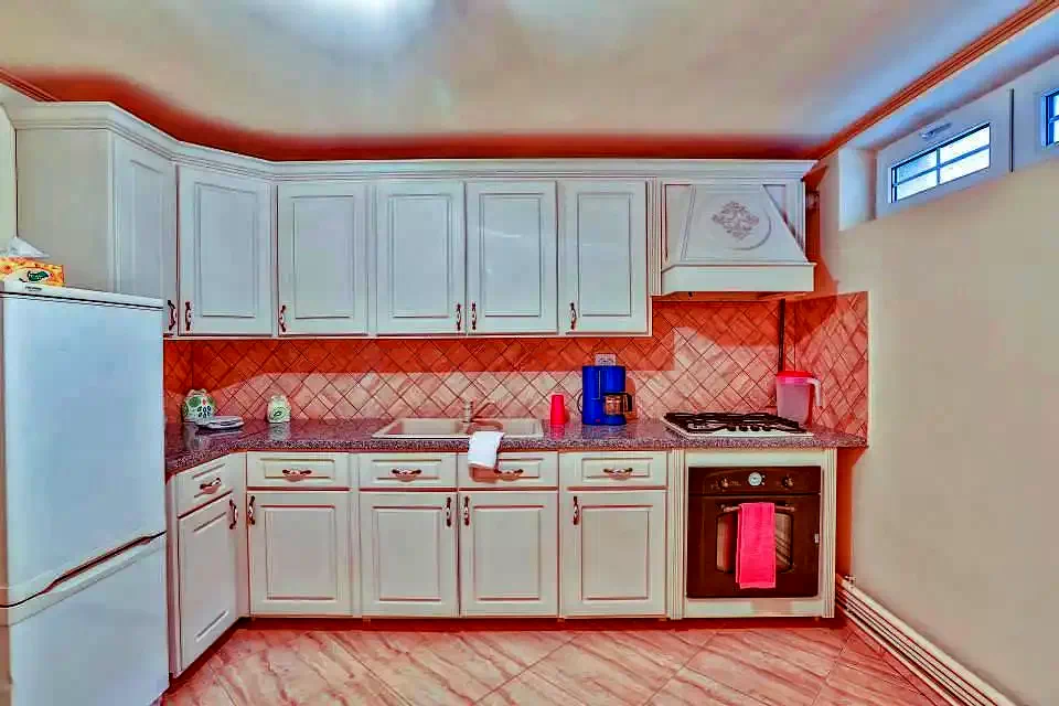 Hațeg Cazare | Motel (K0396-3) Imaginea poate fi supusă drepturilor de autor. Se recomandă contactarea titularului drepturilor.