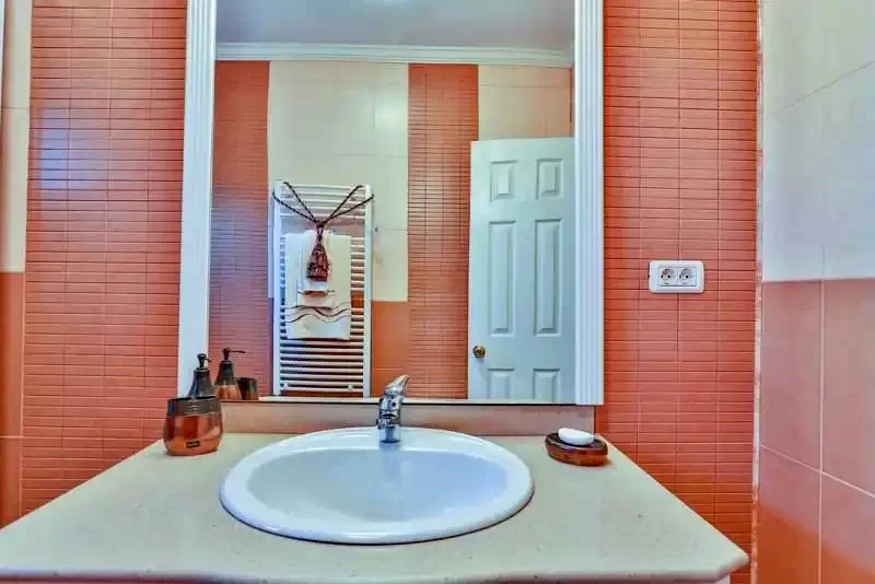 Hátszeg Szállás | Motel (K0396-24) A kép szerzői jogvédelem alatt állhat. Javasolt a kapcsolatfelvétel a jog tulajdonossal.