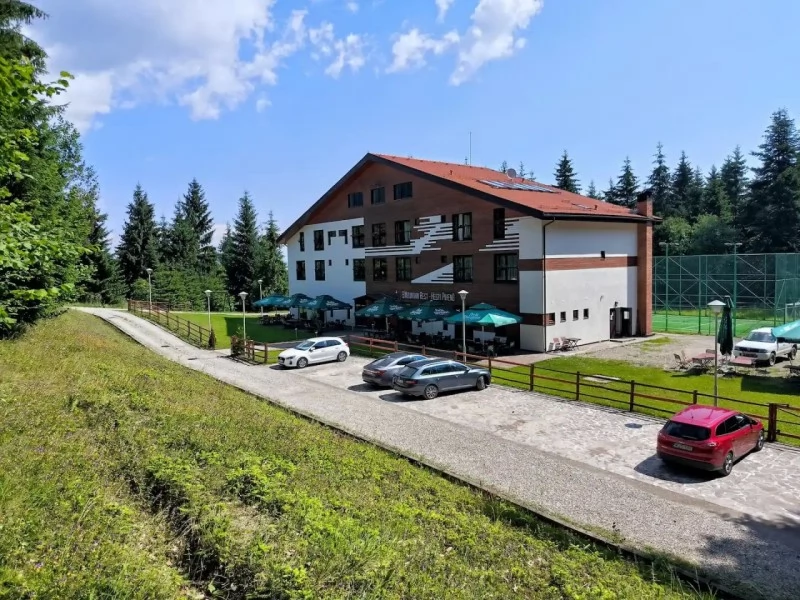 Hargitafürdő Szállás | Motel (K1077-1) A kép szerzői jogvédelem alatt állhat. Javasolt a kapcsolatfelvétel a jog tulajdonossal.