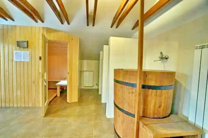 Harghita-Băi Cazare | Motel (K1077-9) Imaginea poate fi supusă drepturilor de autor. Se recomandă contactarea titularului drepturilor.