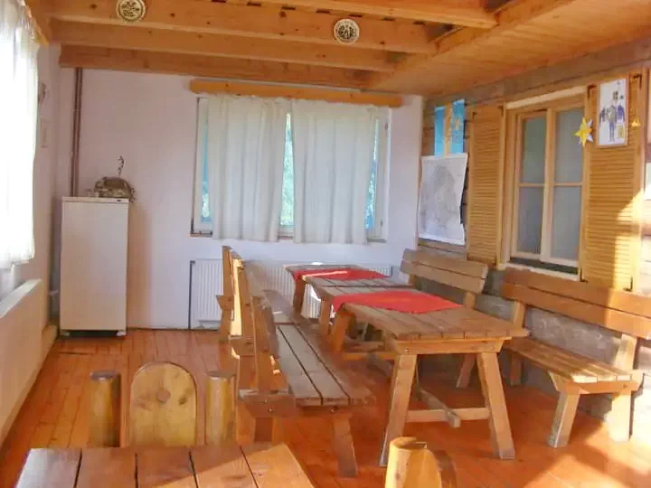 Băile Homorod Cazare | Motel (K0121-15) Imaginea poate fi supusă drepturilor de autor. Se recomandă contactarea titularului drepturilor.