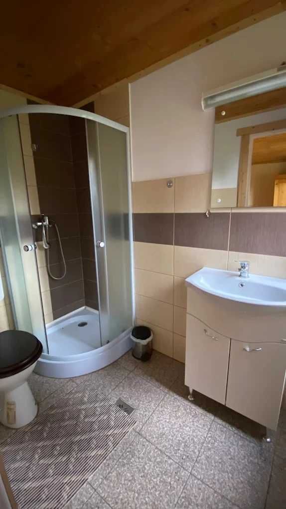 Băile Homorod Cazare | Pensiune (K0121-27) Imaginea poate fi supusă drepturilor de autor. Se recomandă contactarea titularului drepturilor.