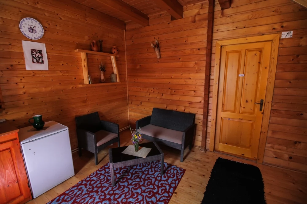 Sub Cetate Cazare | Hotel**** (K1442-11) Imaginea poate fi supusă drepturilor de autor. Se recomandă contactarea titularului drepturilor.