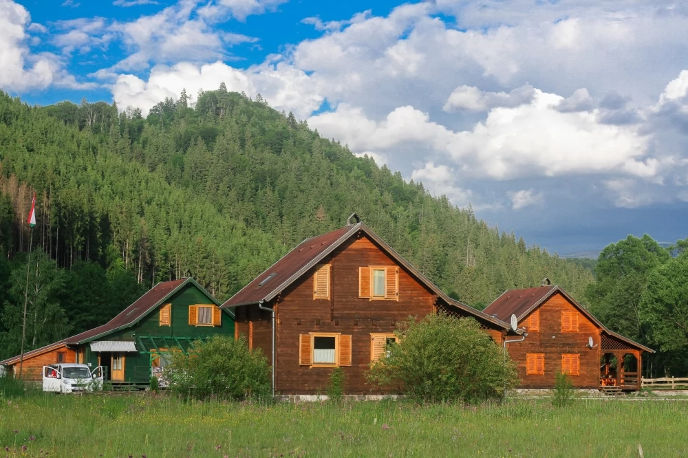 Sub Cetate Cazare | Hotel**** (K1442-54) Imaginea poate fi supusă drepturilor de autor. Se recomandă contactarea titularului drepturilor.