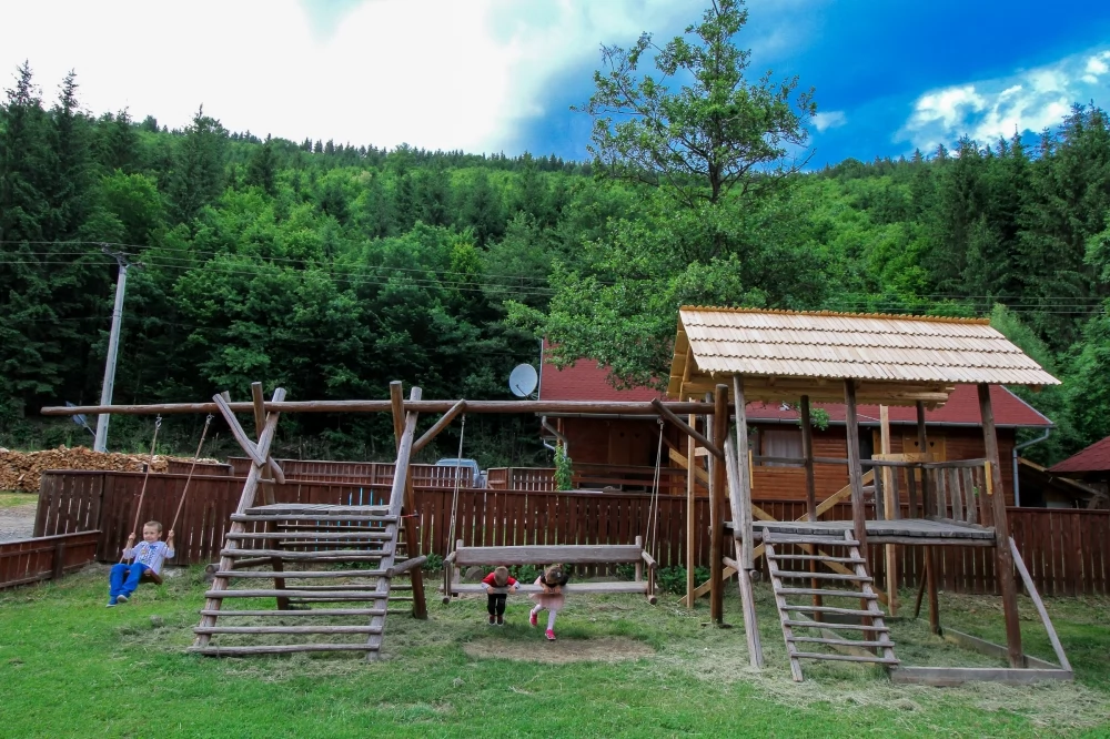 Sub Cetate Cazare | Casă de oaspeți (K1442-57) Imaginea poate fi supusă drepturilor de autor. Se recomandă contactarea titularului drepturilor. Sub Cetate Cazare | Casă de oaspeți (K1442-57) Imaginea poate fi supusă drepturilor de autor. Se recomandă contactarea titularului drepturilor.