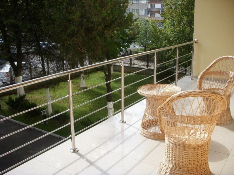 Brassó Szállás | Hotel** (K1531-28) A kép szerzői jogvédelem alatt állhat. Javasolt a kapcsolatfelvétel a jog tulajdonossal. Brassó Szállás | Hotel** (K1531-28) A kép szerzői jogvédelem alatt állhat. Javasolt a kapcsolatfelvétel a jog tulajdonossal.